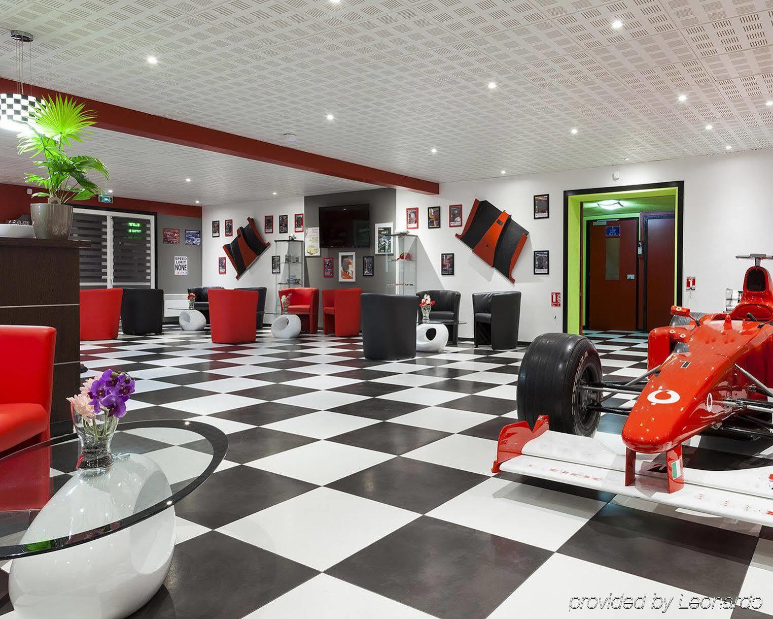 B&B Hotel Brétigny-sur-Orge Exteriör bild