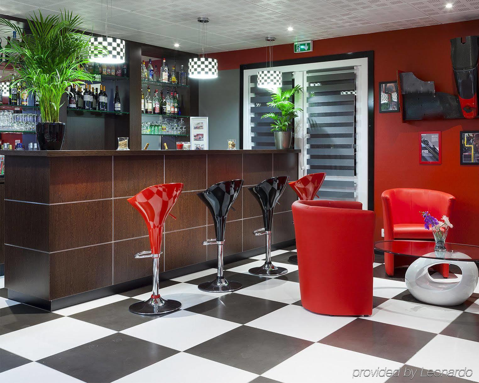 B&B Hotel Brétigny-sur-Orge Exteriör bild