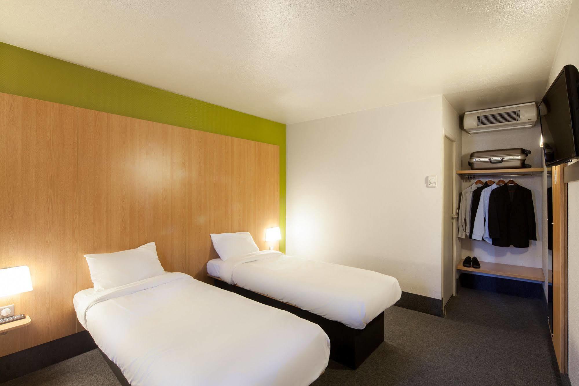 B&B Hotel Brétigny-sur-Orge Exteriör bild