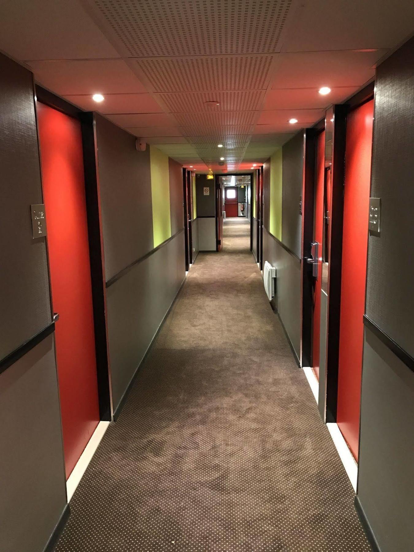 B&B Hotel Brétigny-sur-Orge Exteriör bild